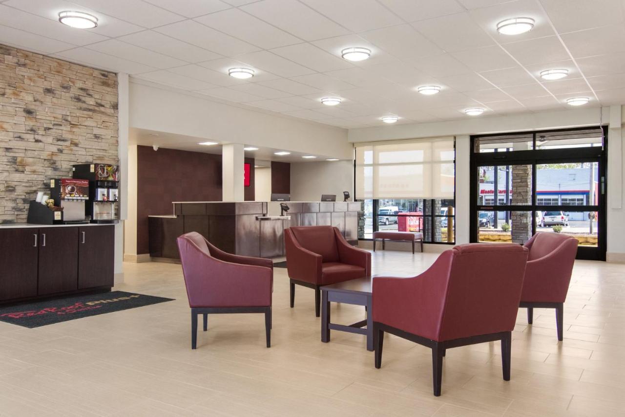 Red Roof Inn Plus & Suites Erie Kültér fotó